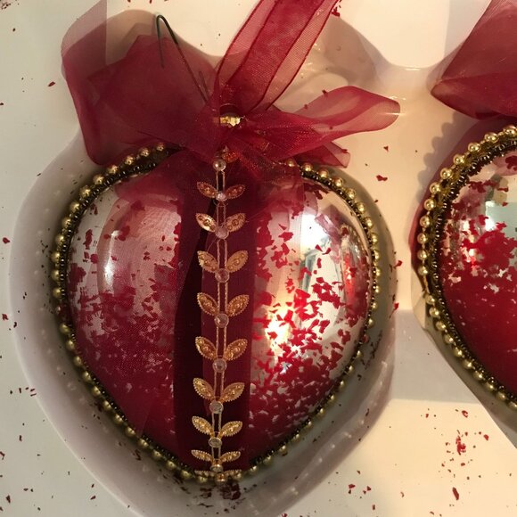 DILLARDS XMAS Red Large 5" GLASS HEARTS ORNAMENT LOT  2 BOX - Picture 2 of 12